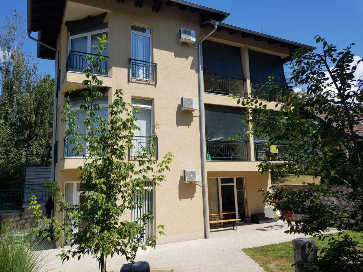 Sobe Emilija Hotel Veliko Gradište Екстериор снимка